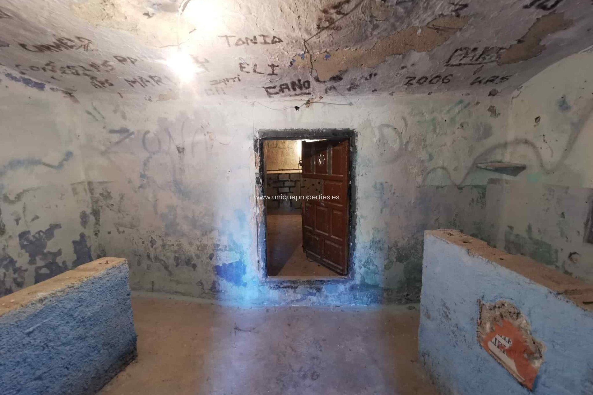 Revente - Cave House -
Caniles