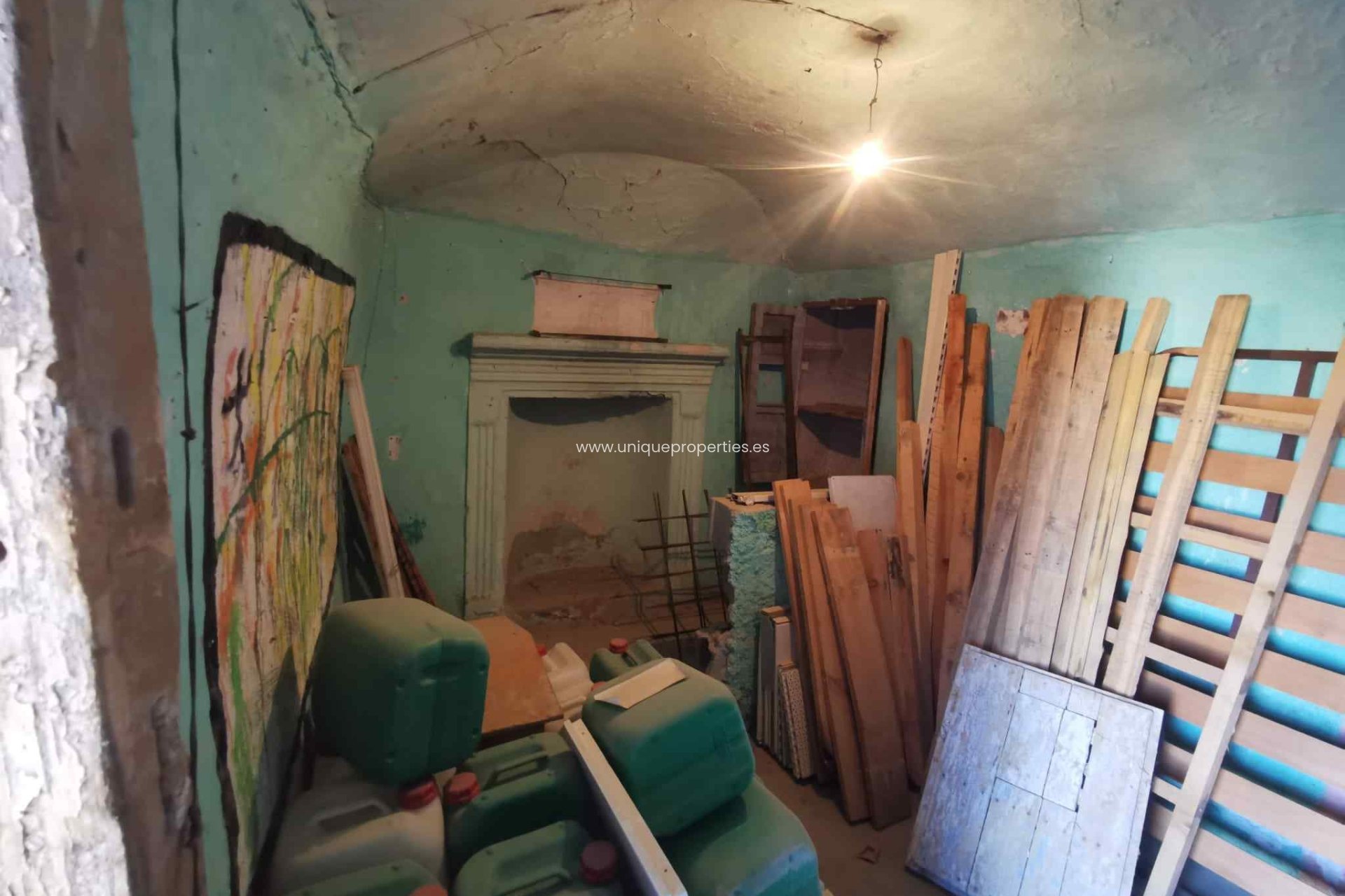 Revente - Cave House -
Caniles