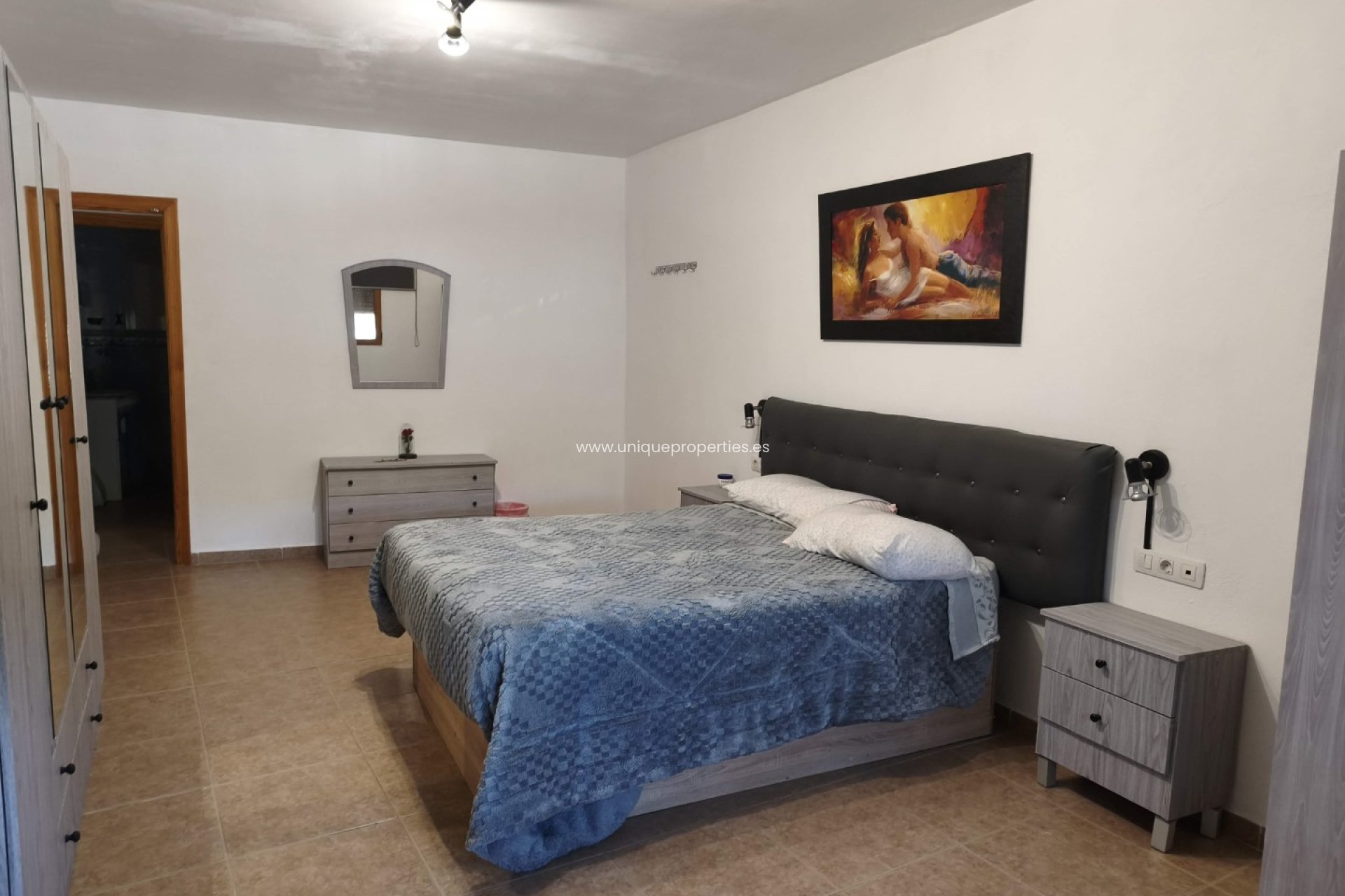 Revente - Cave House -
Cortes de Baza