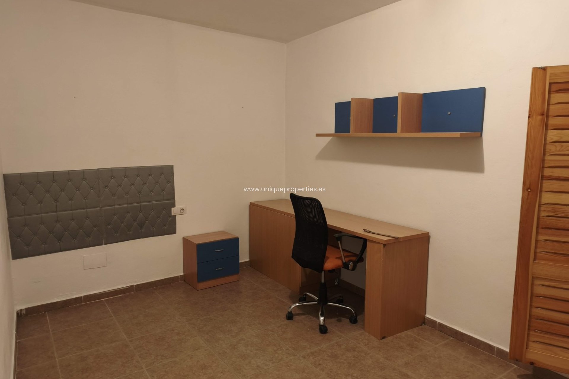 Revente - Cave House -
Cortes de Baza
