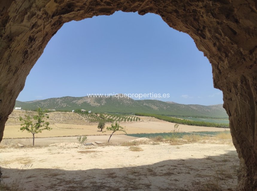 Revente - Cave House -
Huescar