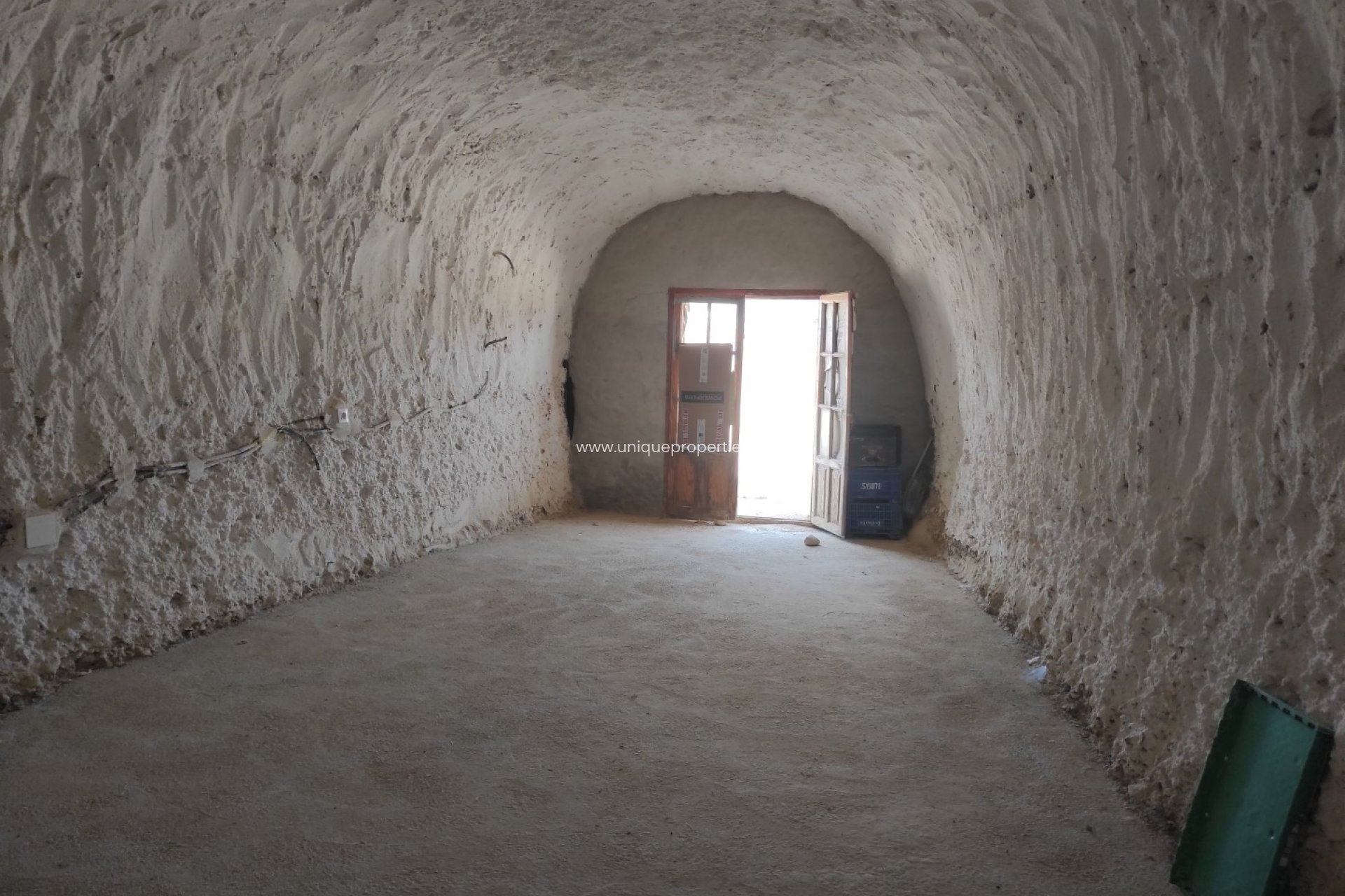 Revente - Cave House -
Huescar