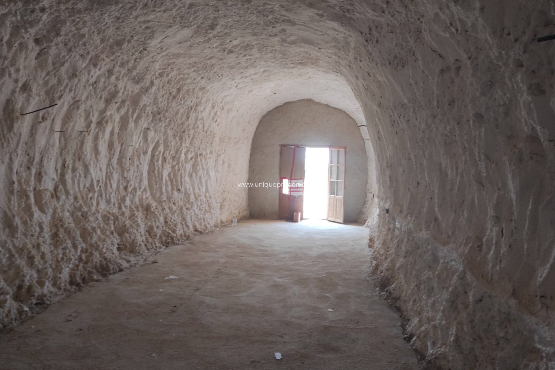 Revente - Cave House -
Huescar
