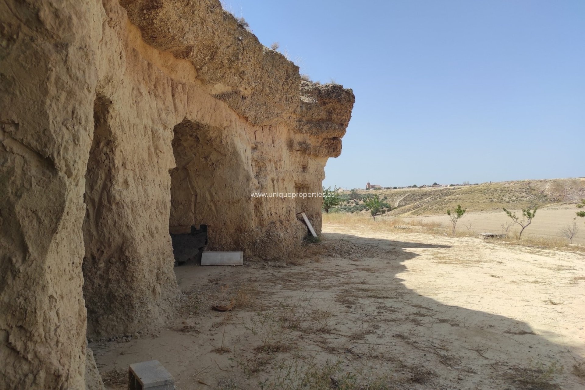 Revente - Cave House -
Huescar