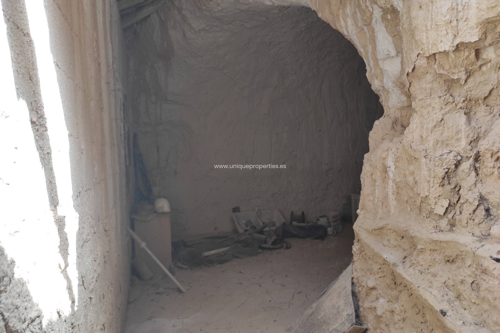 Revente - Cave House -
Huescar