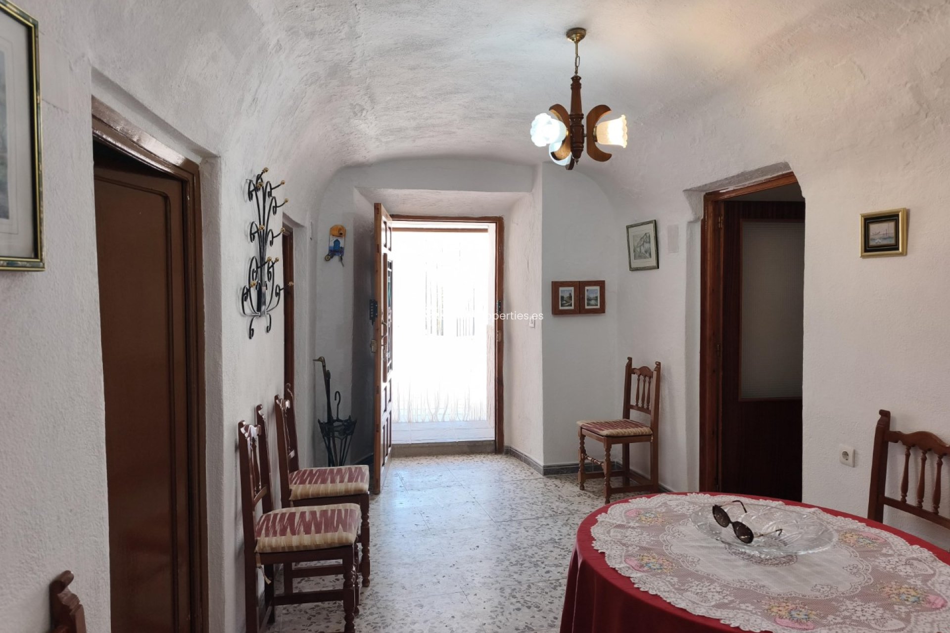 Revente - Cave House -
Margen de Abajo
