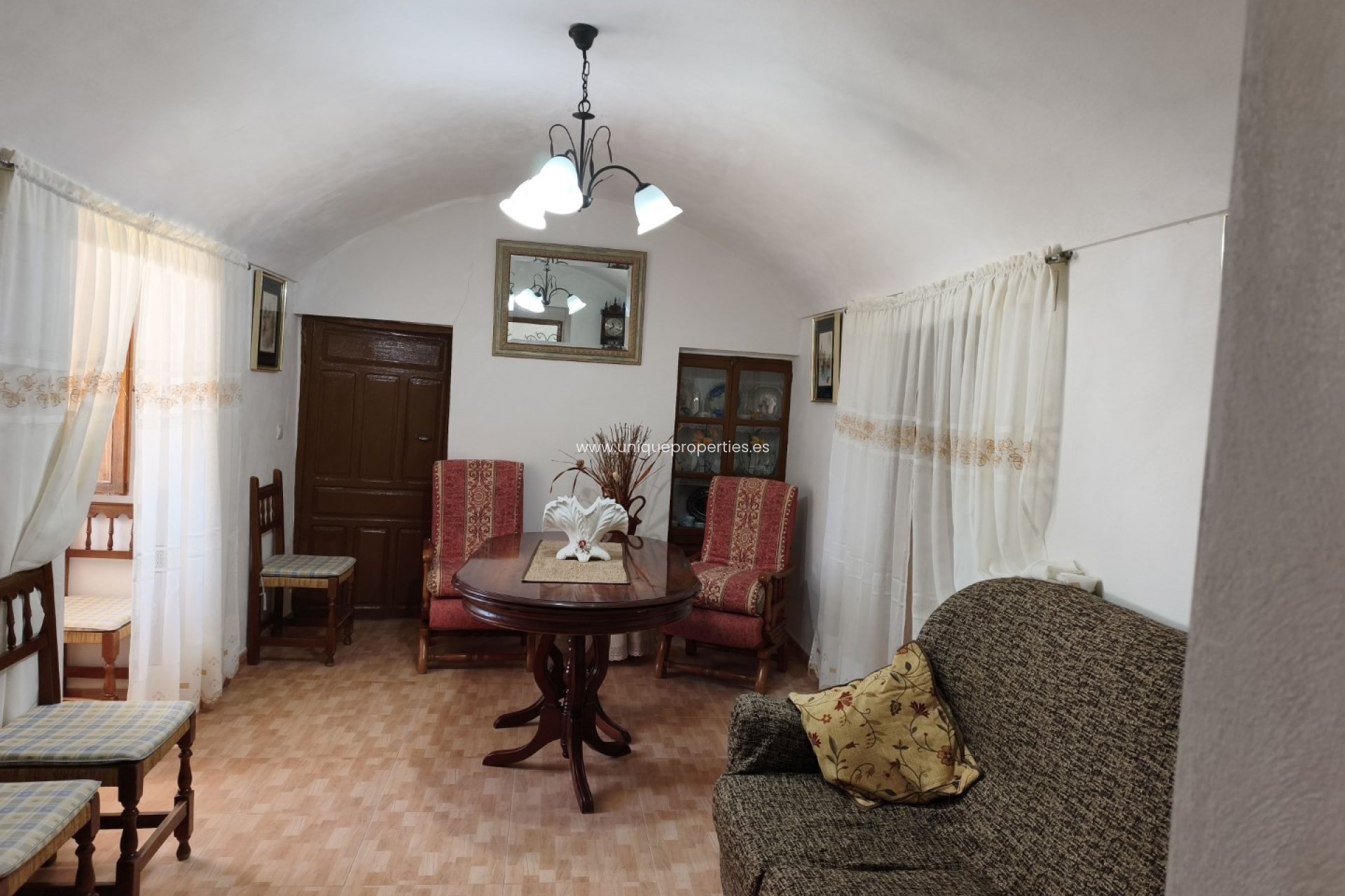 Revente - Cave House -
Margen de Abajo