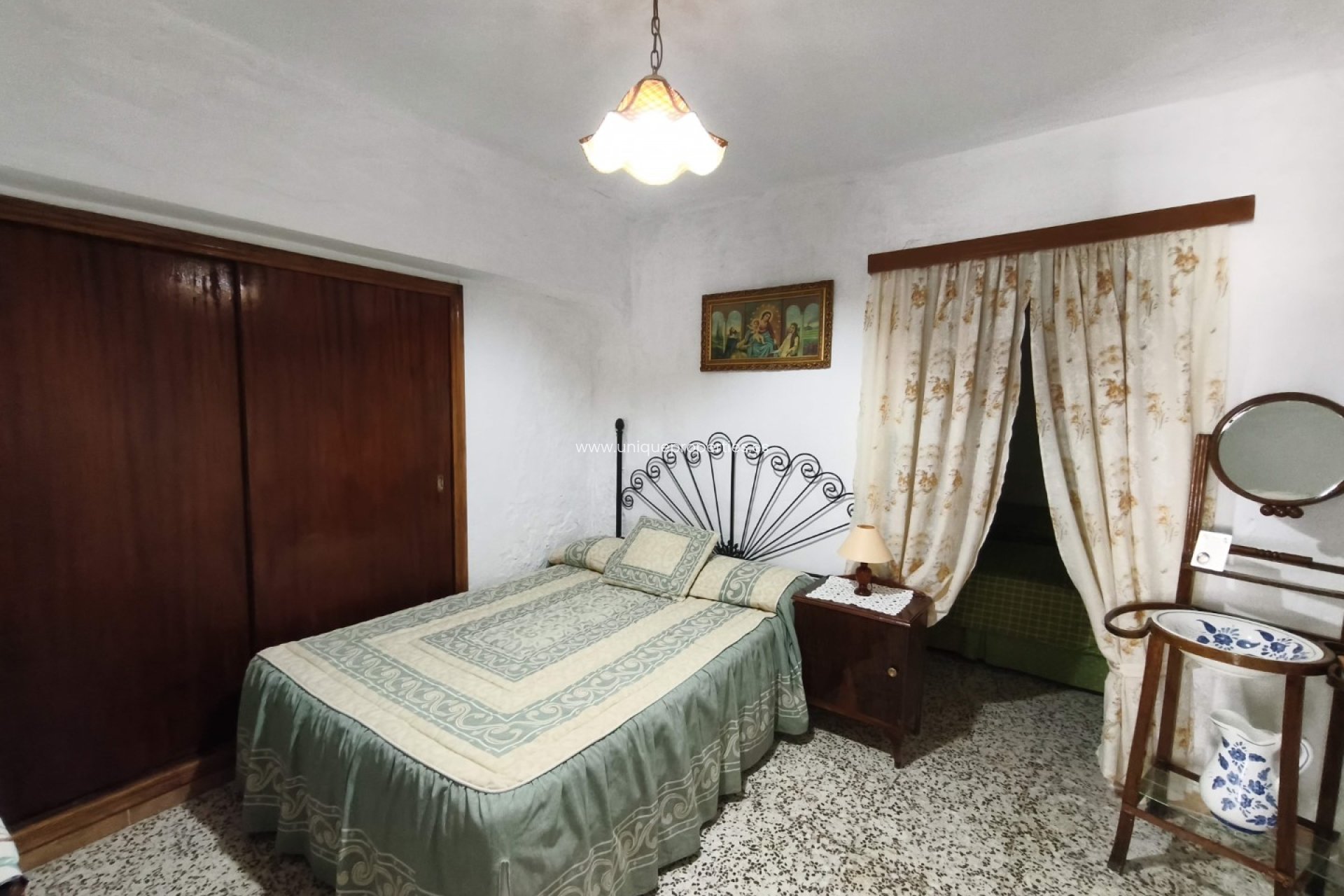 Revente - Cave House -
Margen de Abajo
