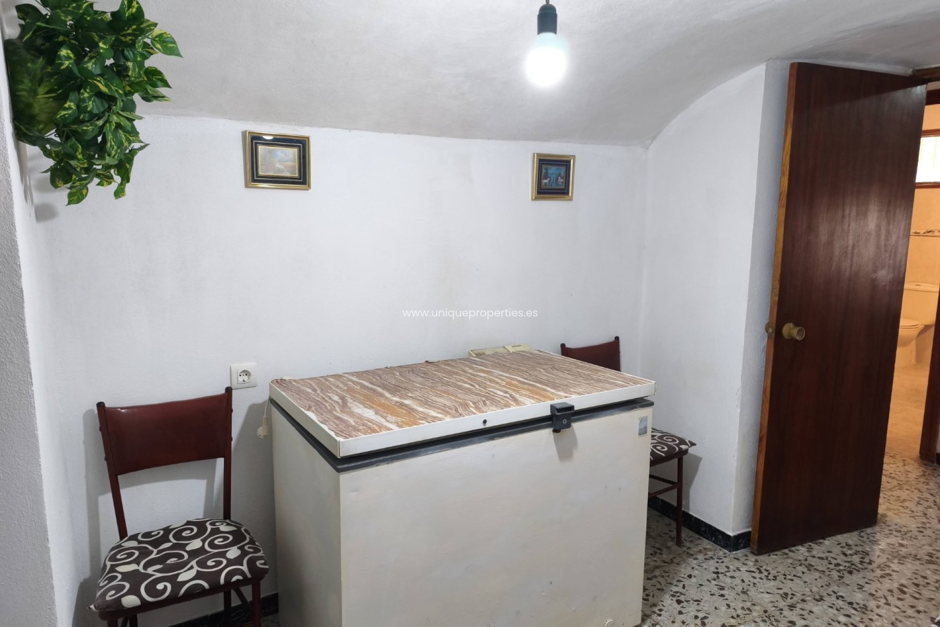 Revente - Cave House -
Margen de Abajo