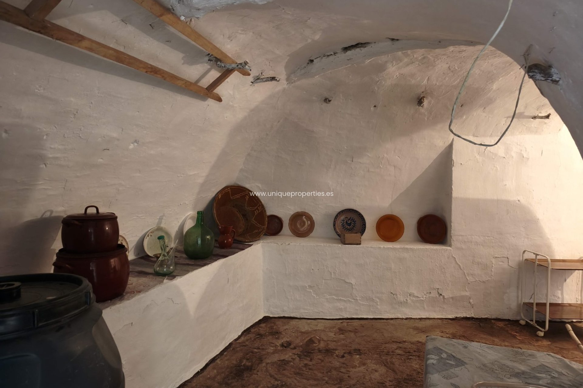 Revente - Cave House -
Margen de Abajo
