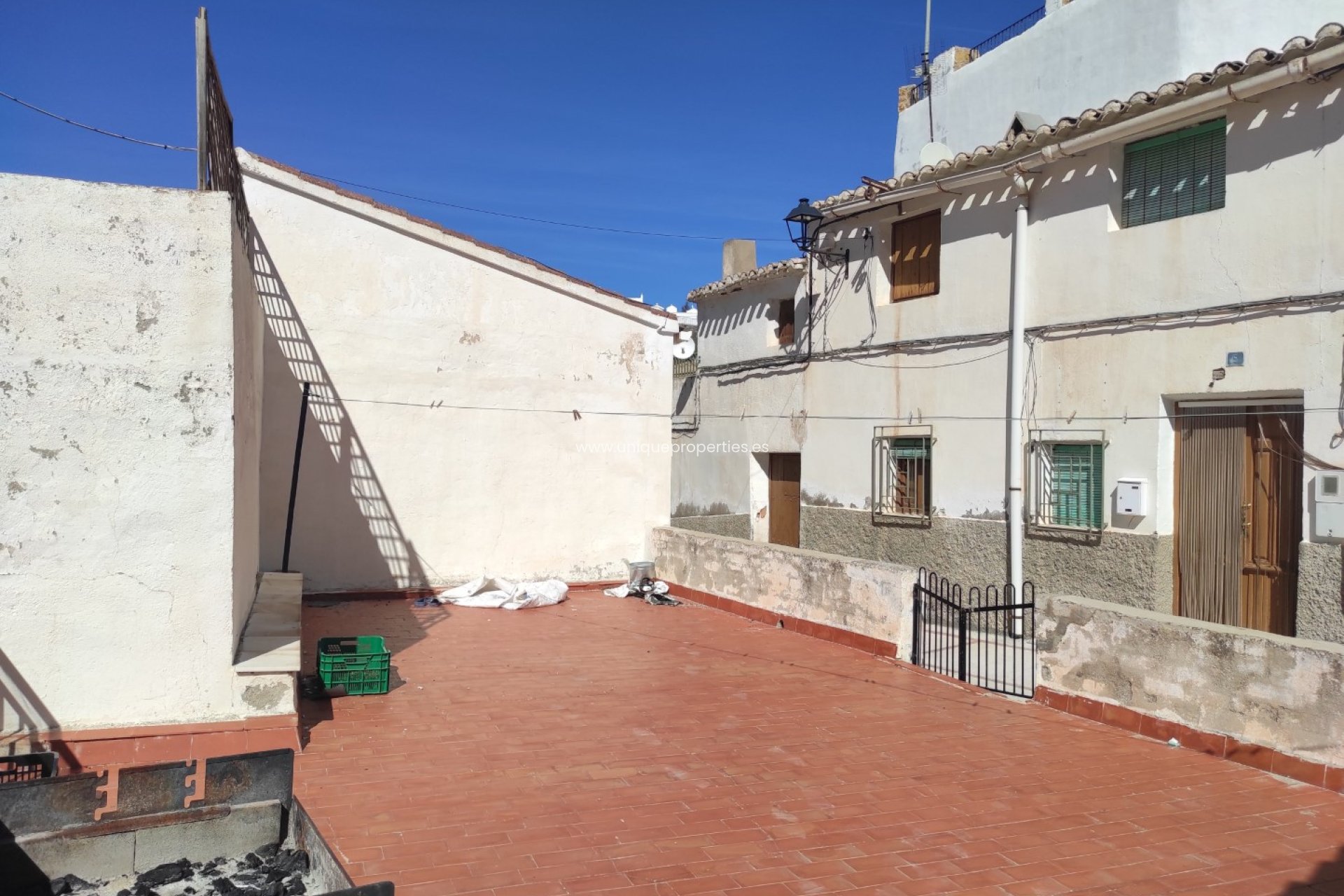 Revente - Commercial -
Bayarque