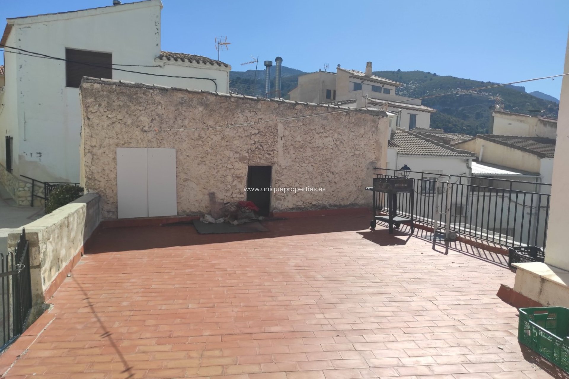 Revente - Commercial -
Bayarque