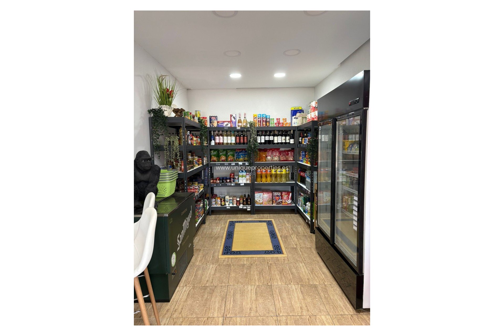 Revente - Commercial Property -
Torrevieja - Puerto