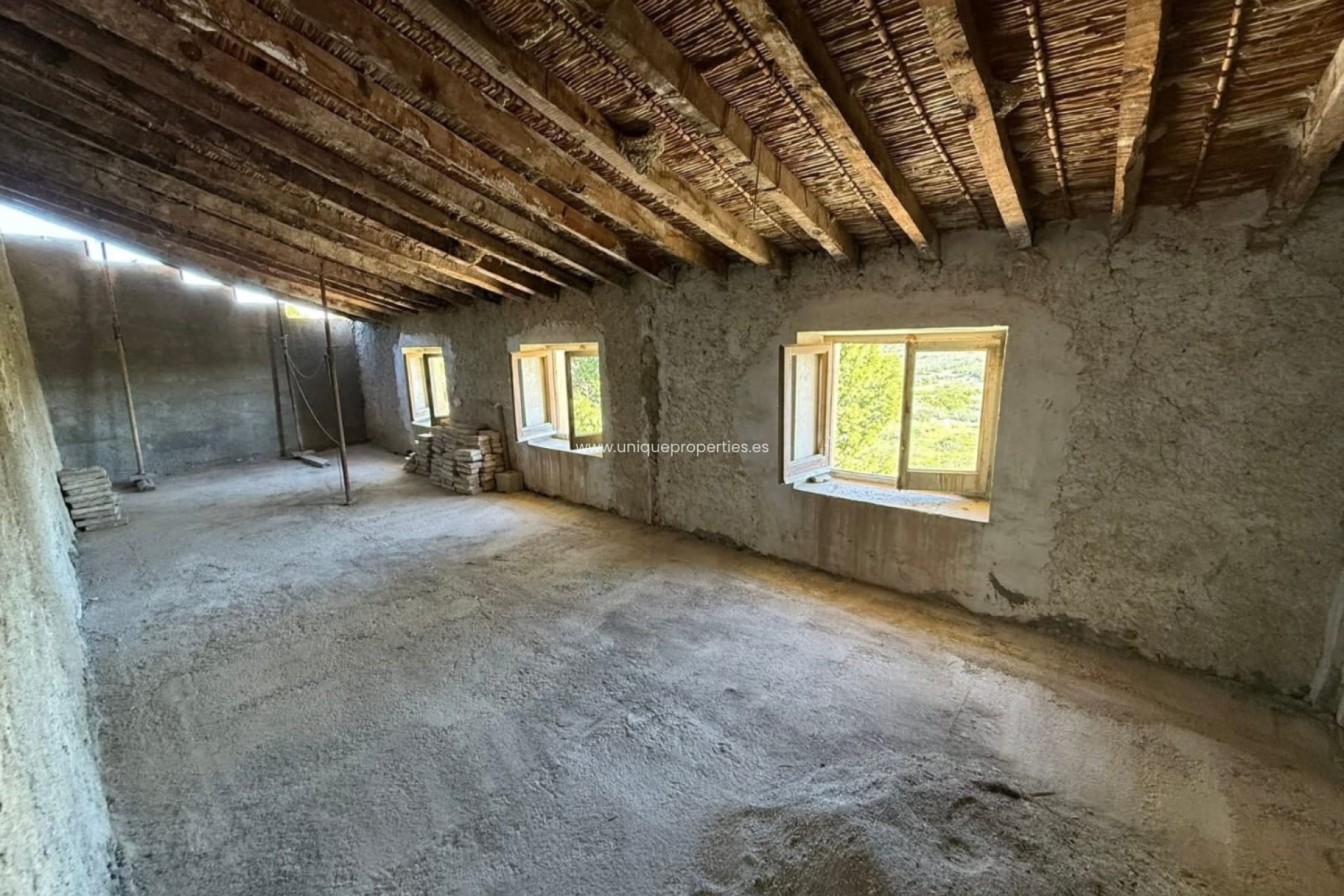 Revente - Cortijo -
Albox