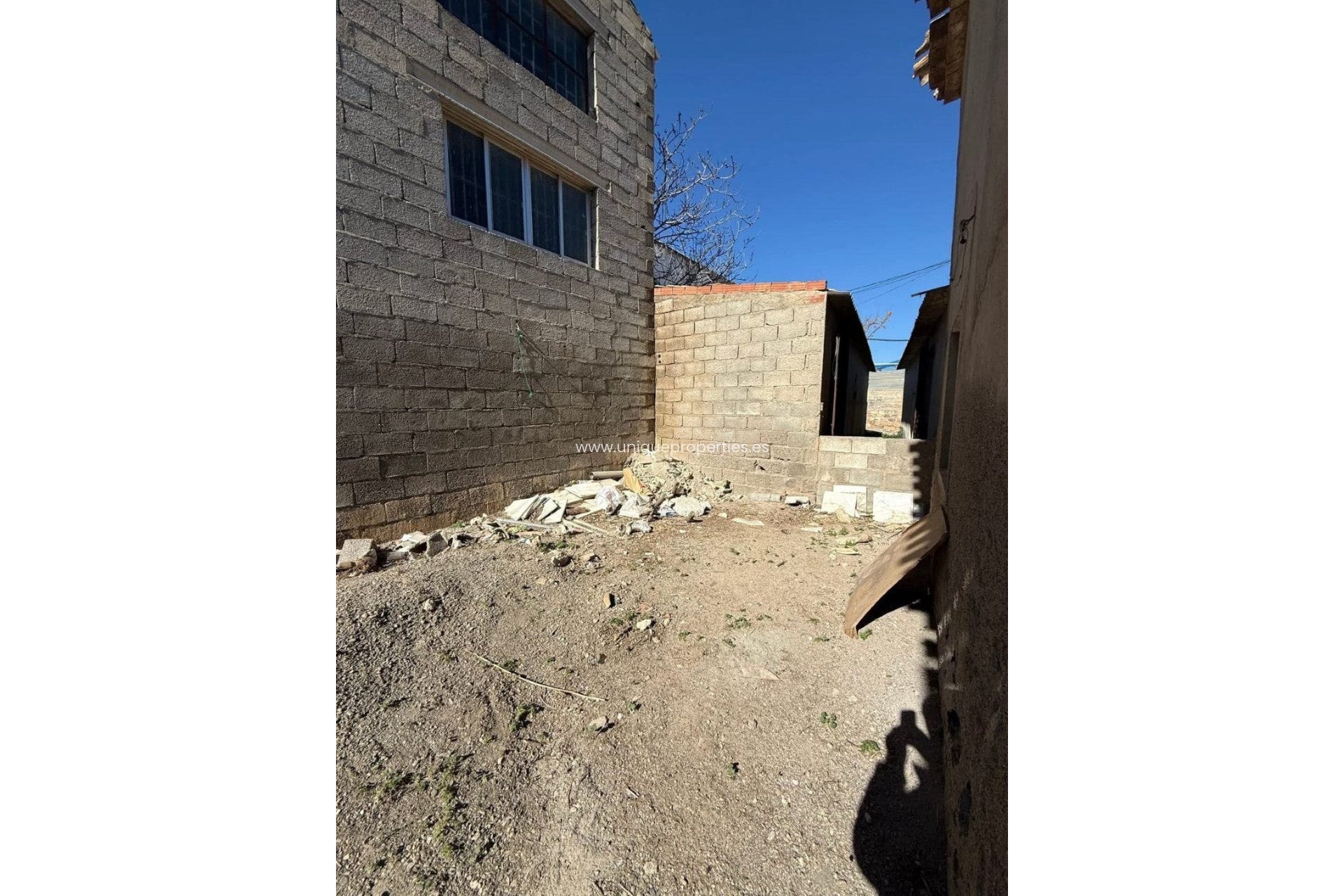 Revente - Cortijo -
Albox