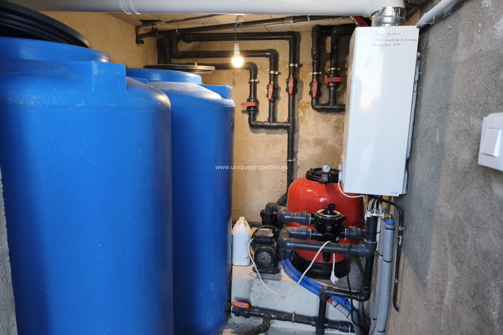 Revente - Cortijo -
Baza