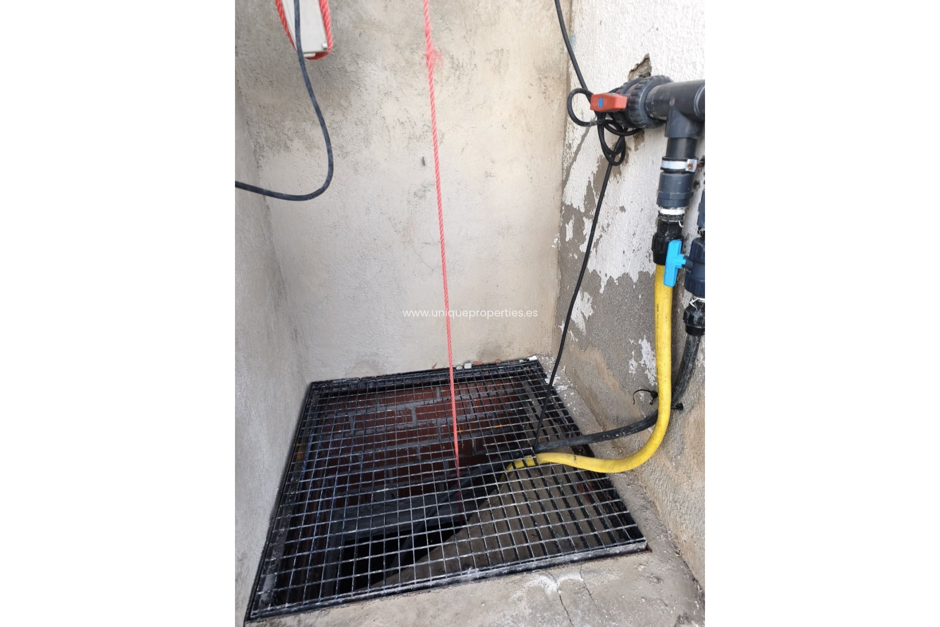 Revente - Cortijo -
Baza