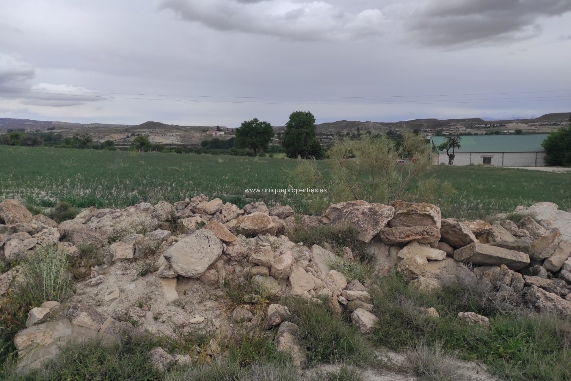 Revente - Cortijo -
Huescar