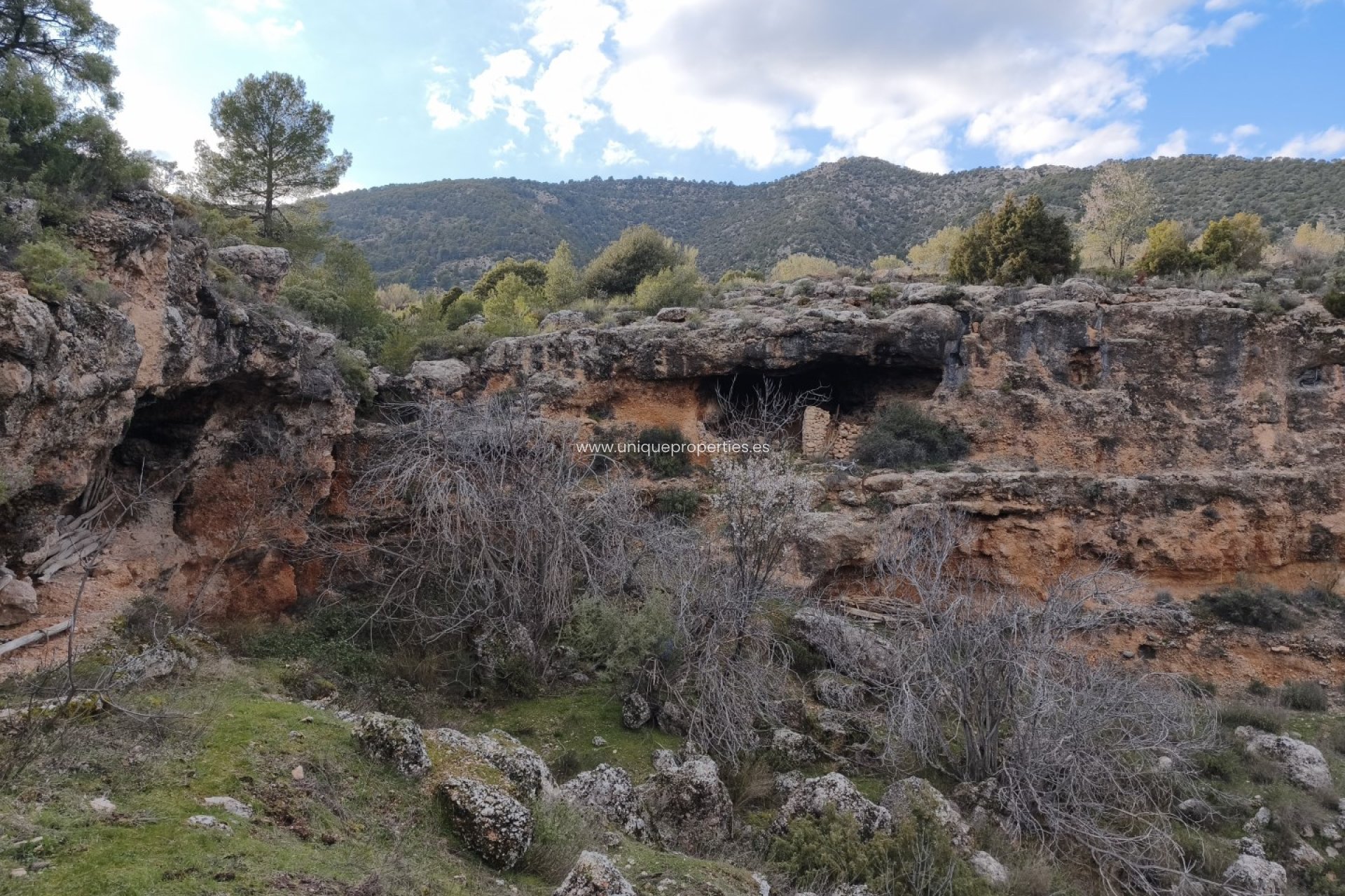 Revente - Country House -
Huescar