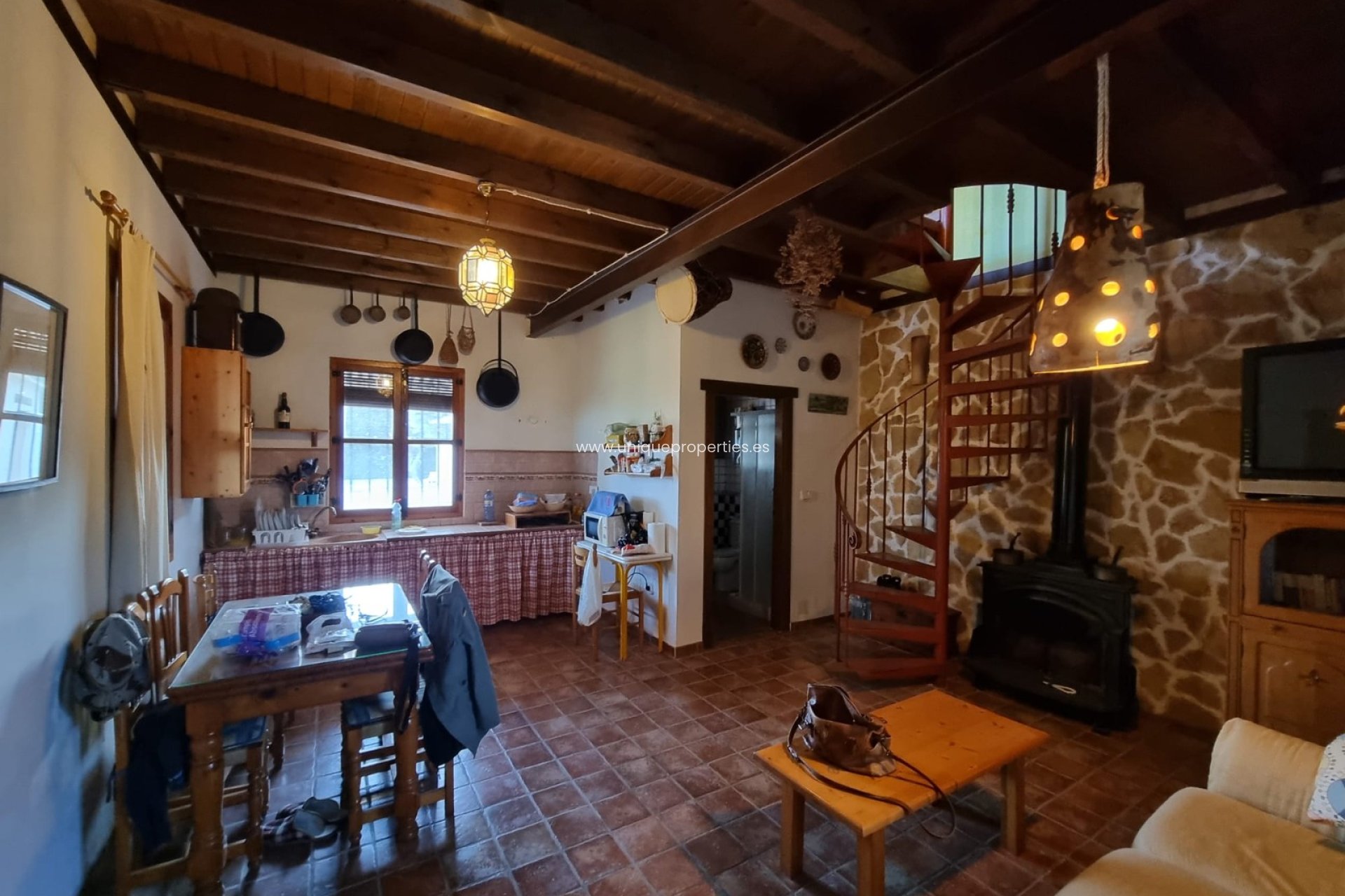 Revente - House -
Orihuela - Benferri