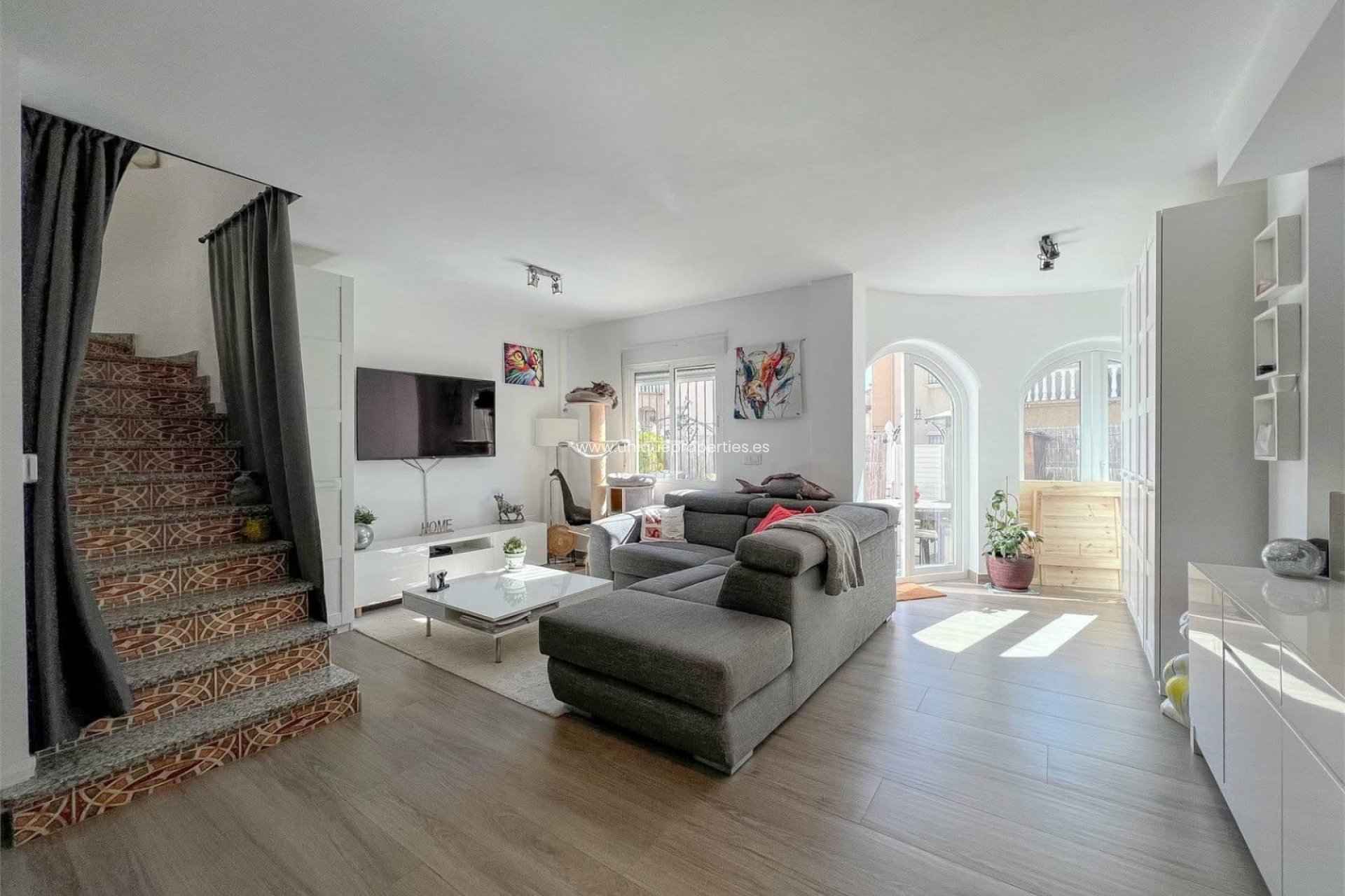 Revente - House -
Orihuela Costa - Villamartin