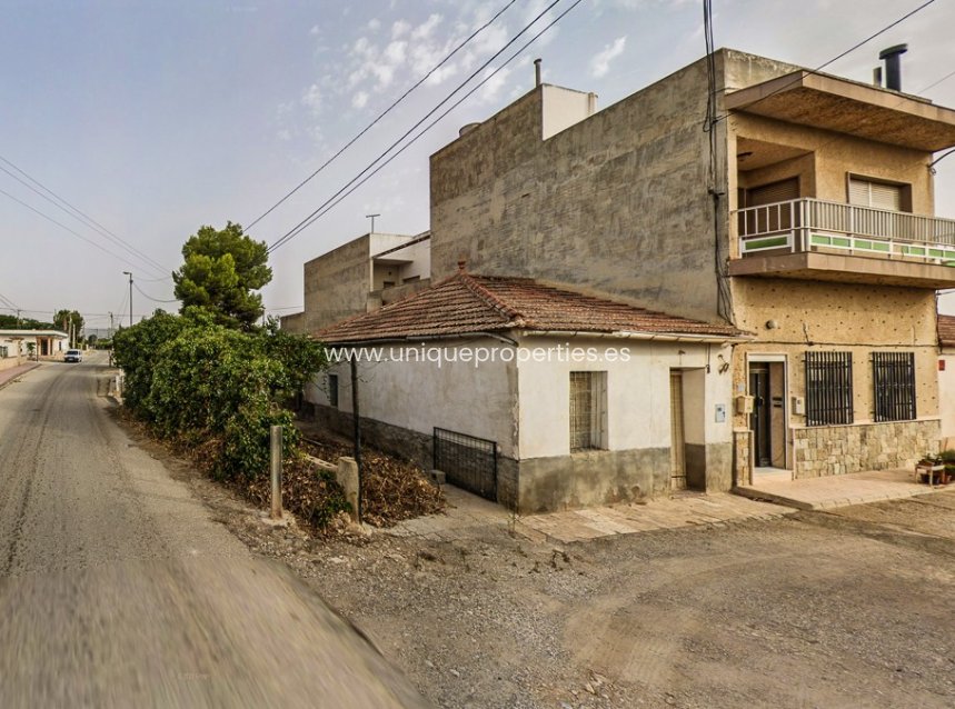 Revente - House -
Orihuela - Redovan