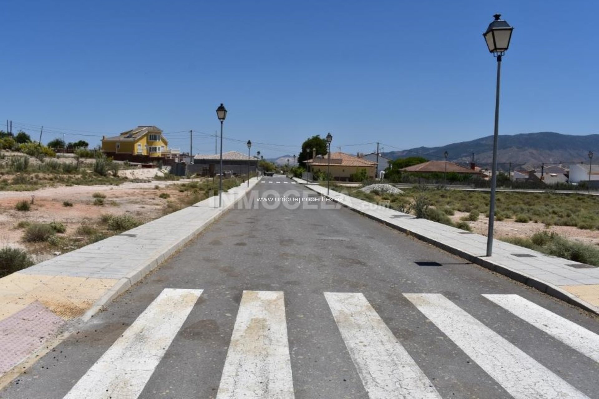 Revente - Land -
Cela