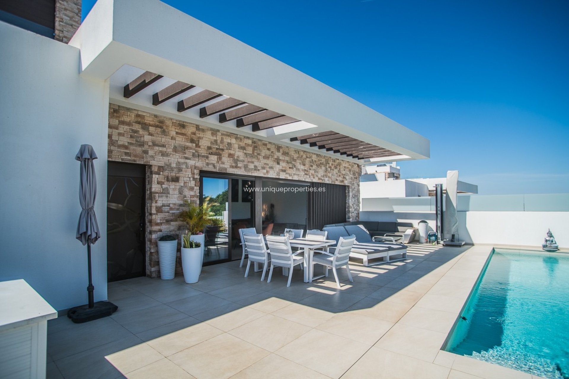 Revente - Villa -
ROJALES