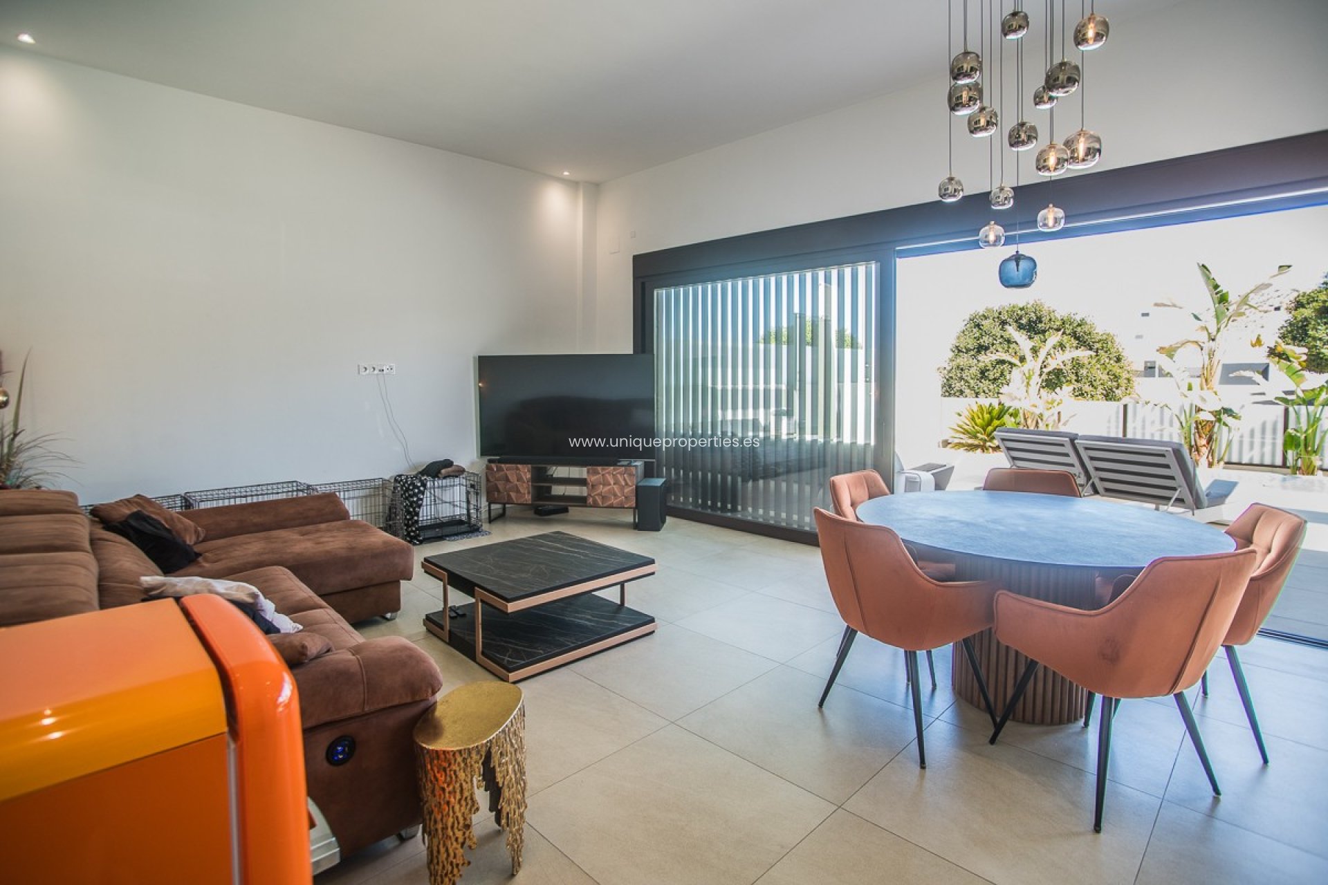 Revente - Villa -
ROJALES