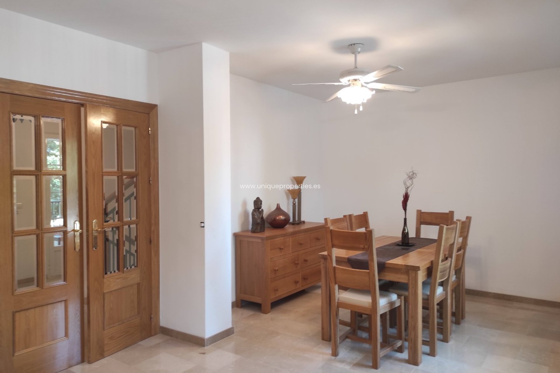 Revente - Village House -
Baza