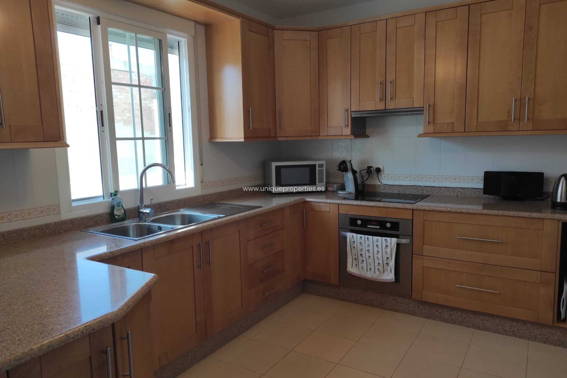 Revente - Village House -
Baza