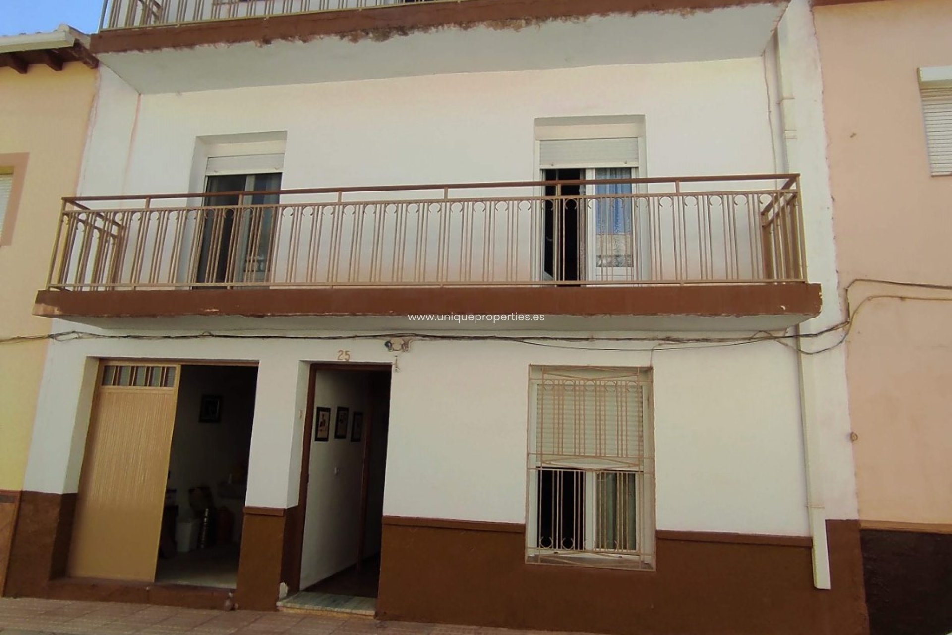 Revente - Village House -
Caniles
