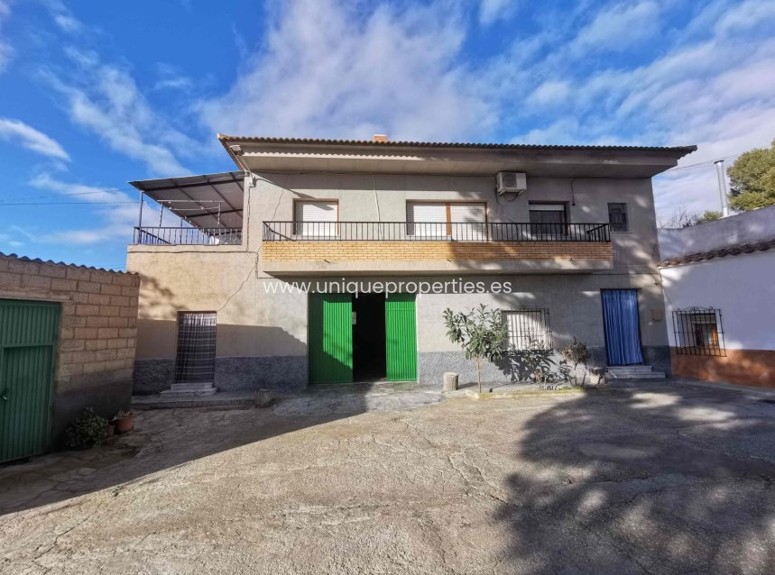 Revente - Village House -
Cortes de Baza