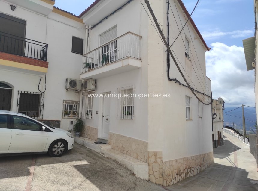 Revente - Village House -
Lucar