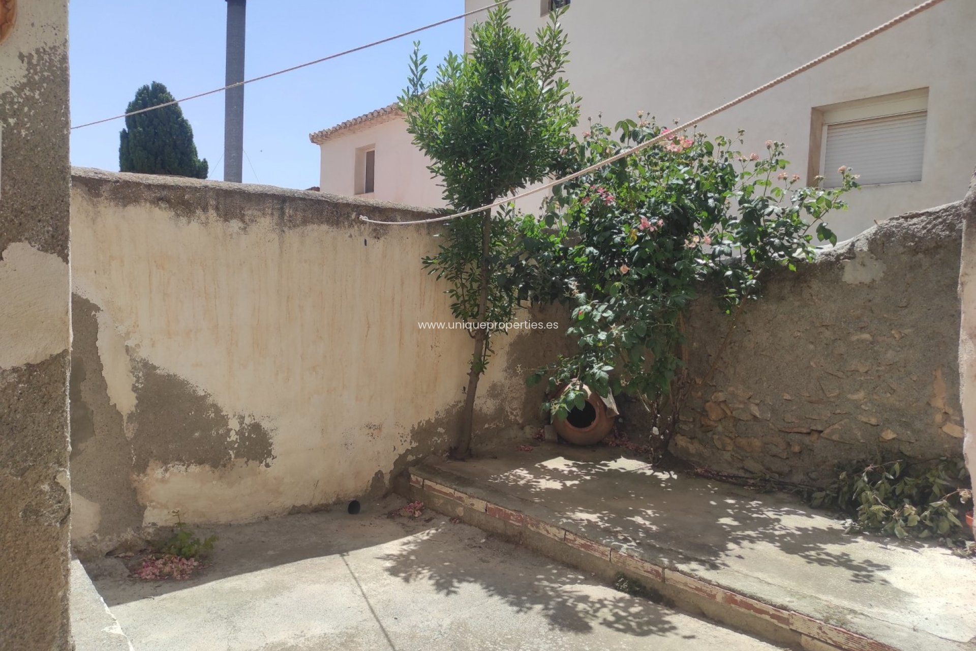 Revente - Village House -
Somontin