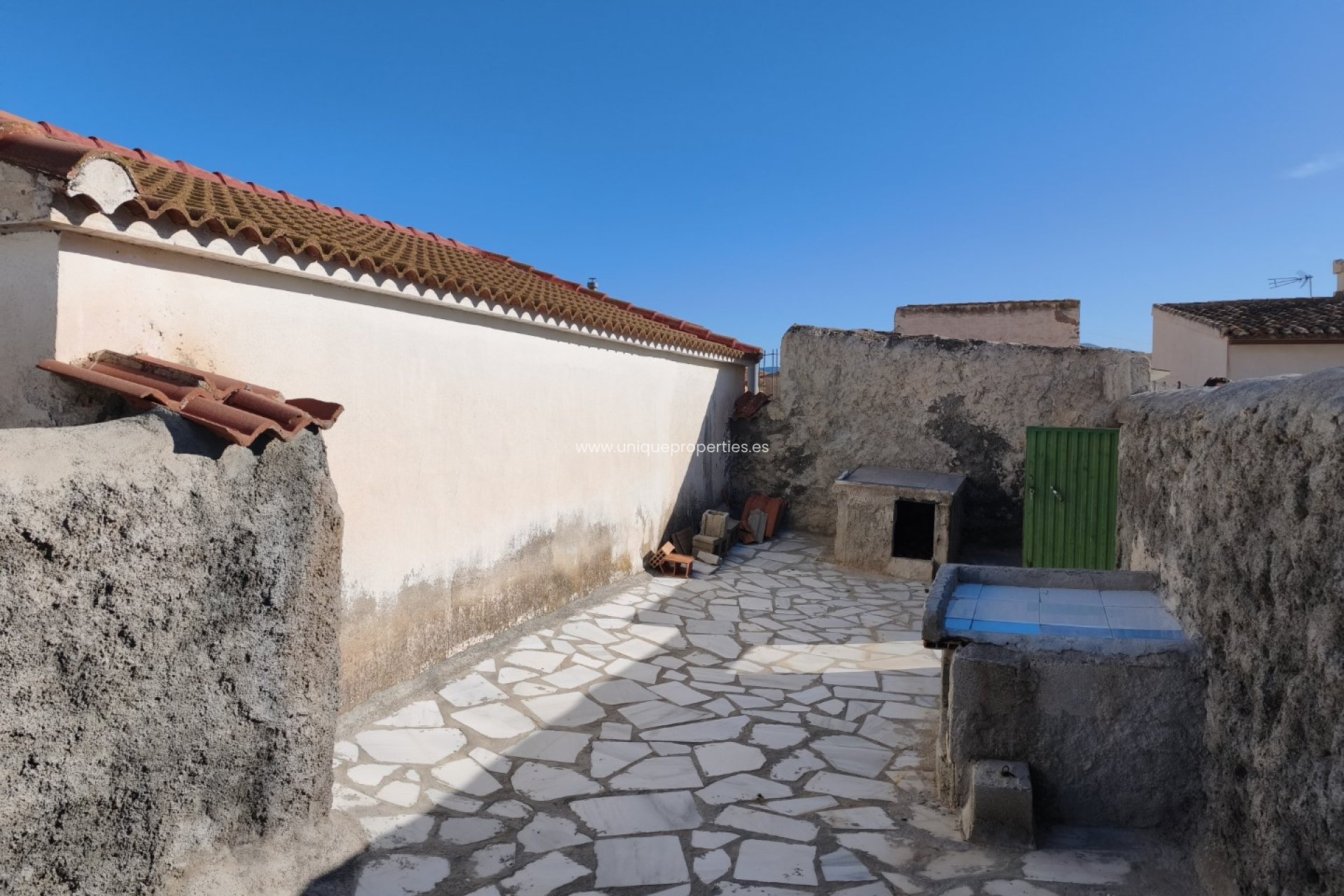 Revente - Village House -
Somontin