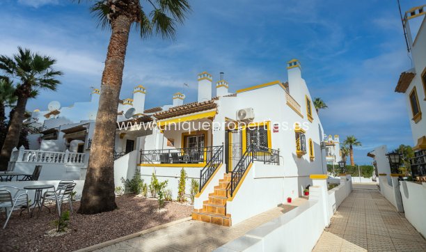 Semi-Detached - Herverkoop - Orihuela Costa - Villa Martin