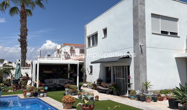 Villa - Resale - Torrevieja - Torreta - Florida