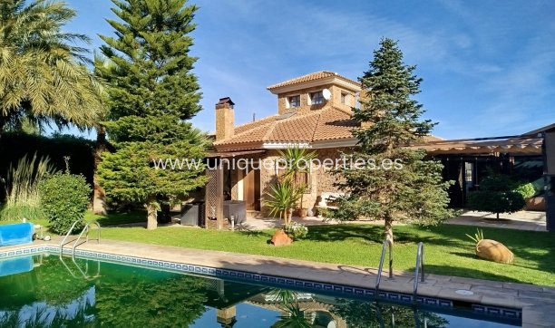 Villa - Reventa -
            Macael - GT-96459
