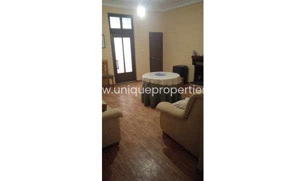 Village House - Herverkoop - Huescar -
                Huescar