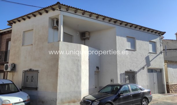 Village House - Resale - Cela - Cela