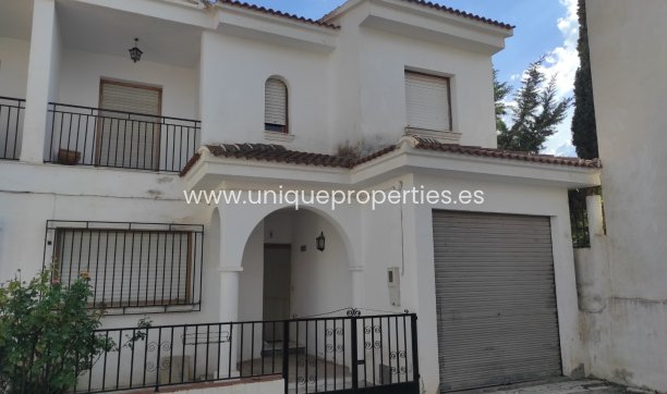 Village House - Resale - Cela - Cela