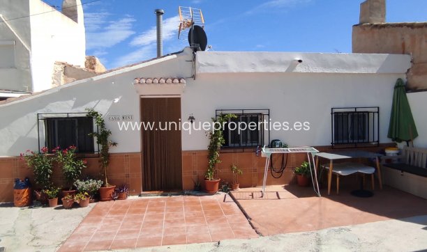 Village House - Resale - Cela - Cela