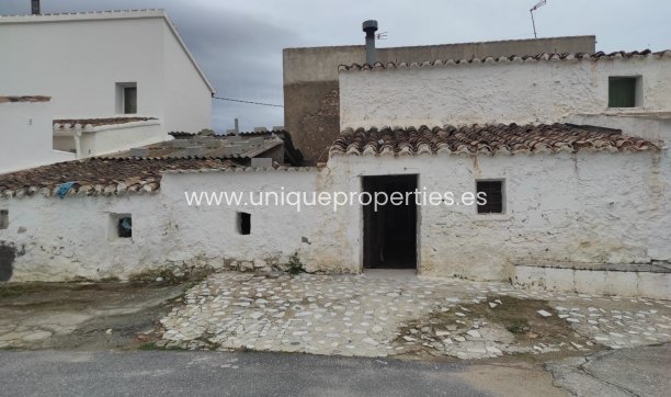 Village House - Reventa - El Hijate -
                El Hijate