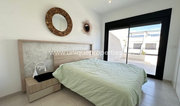 Herverkoop - Villa -
LOS ALCÁZARES - Serena Golf