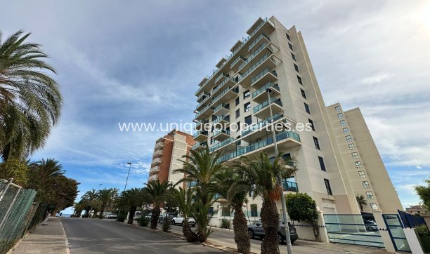 Resale - Penthouse -
Torrevieja - La Veleta