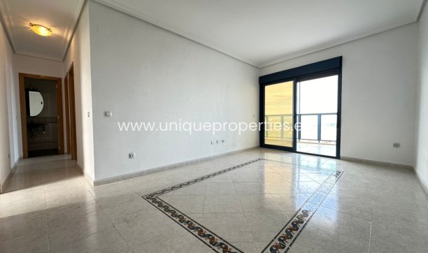 Resale - Penthouse -
Torrevieja - La Veleta