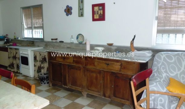 Resale - Cortijo -
Purchena