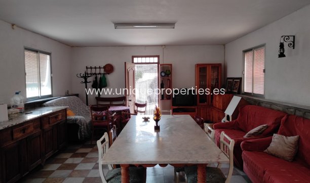 Resale - Cortijo -
Purchena