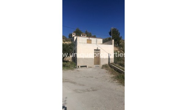 Resale - Cortijo -
Purchena